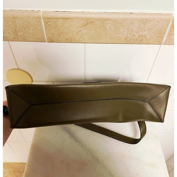 NWOT Oroton Leather Purse - Picture 5 of 8